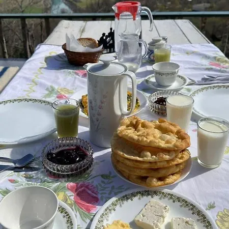 Traditional Vendégház *