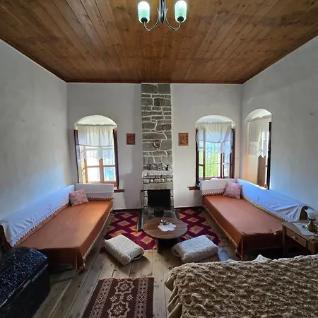 Traditional Guest house Permet