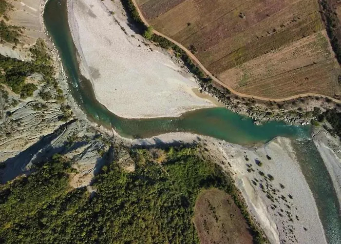 Traditional * Përmet